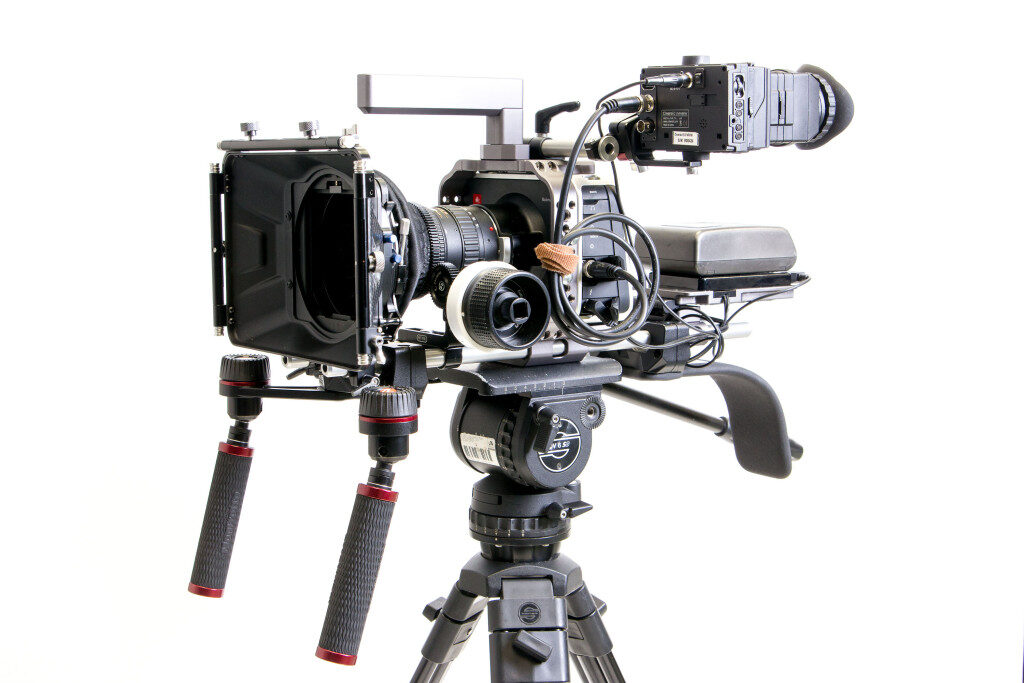 Blackmagic s35 global shutter cine camera rent in Algarve